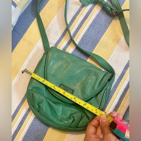 🚫 sold 🚫 Aigner Sling Bag (Open to reasonable offer) - Picture 9 of 10